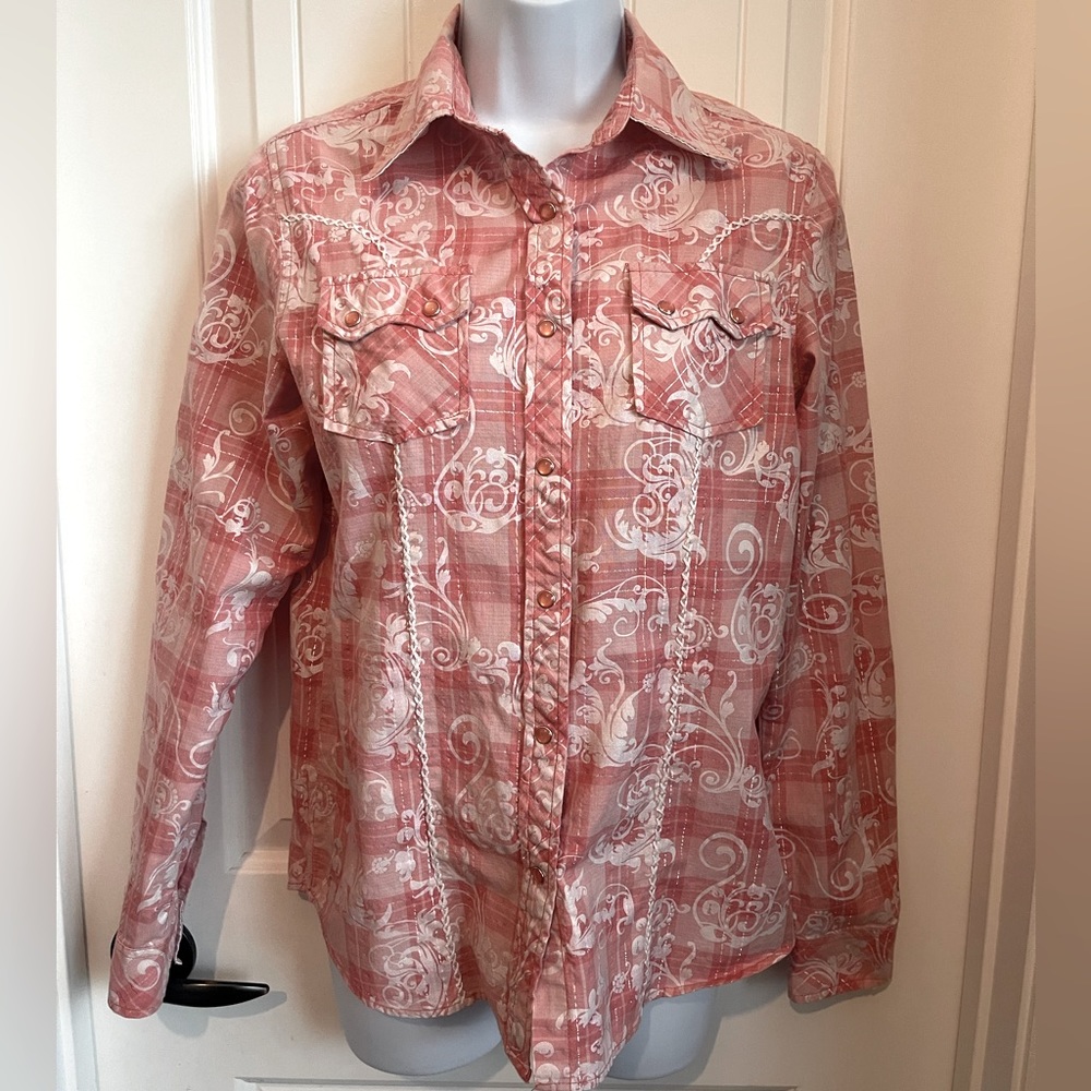 Shyanne Show Shirt with Pink Pearl Snaps and Satin Lined Cuffs & Collar, Small
